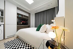 Urbanstay Sokcho Deungdae Beach