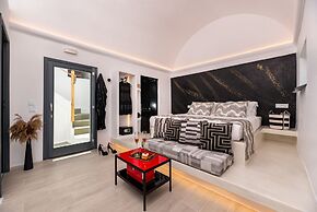 Saint Sin Suites