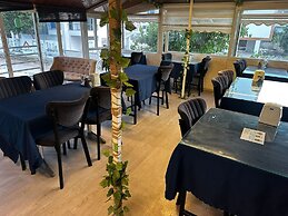Finike Sever Otel