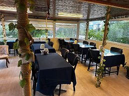 Finike Sever Otel