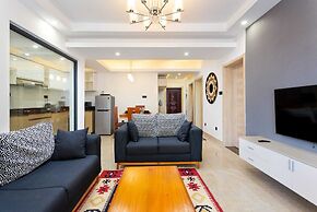 Stay.Plus Urban Oasis Apartment