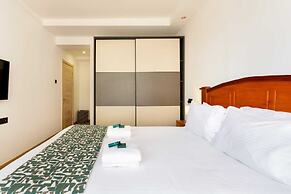 Stay.Plus Urban Oasis Apartment