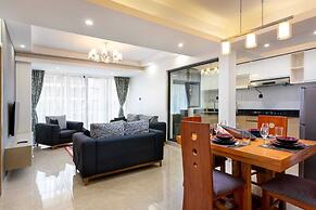 Stay.Plus Urban Oasis Apartment