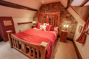 Cholmley Cottage