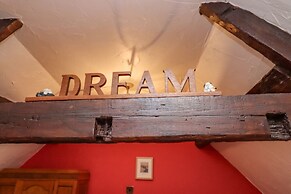 Cholmley Cottage