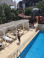 Safari Suit Hotel
