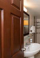 Safari Suit Hotel