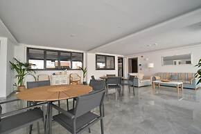 Anassa Suites