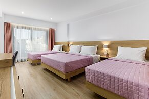 Anassa Suites