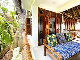 Asante Sana Beachfront Hotel