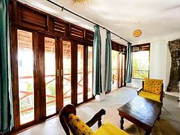 Asante Sana Beachfront Hotel