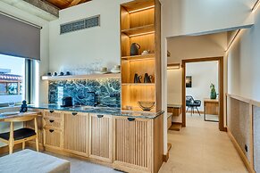 Capital Luxury Suites