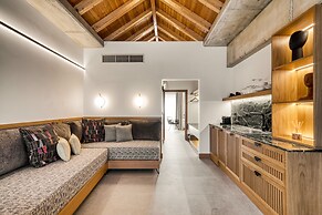 Capital Luxury Suites