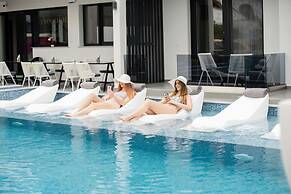 Aeonian Luxury Suites Asprovalta
