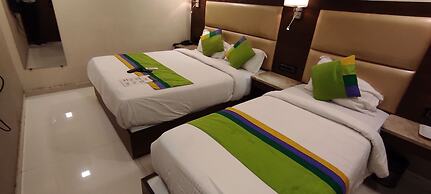 Oxford Hotel Powai