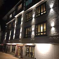 Hotel Shinkham Grand