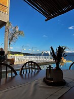 DEL MARE SUITES