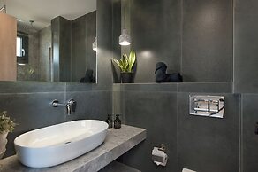 DEL MARE SUITES