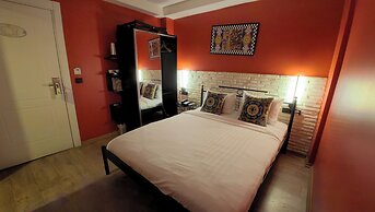 Think Hotel