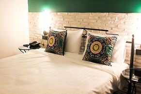 Think Hotel