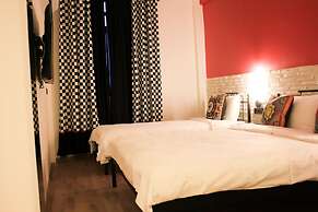 Think Hotel