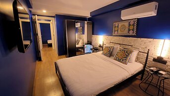 Think Hotel