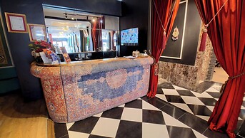 Think Hotel