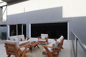 HDB HOTEL- FINANCAL DISTRICT
