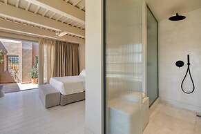 Azade Chania