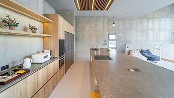 Jeju Themoon Poolvilla