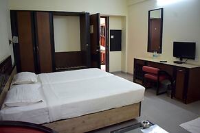Metropolis Hotel