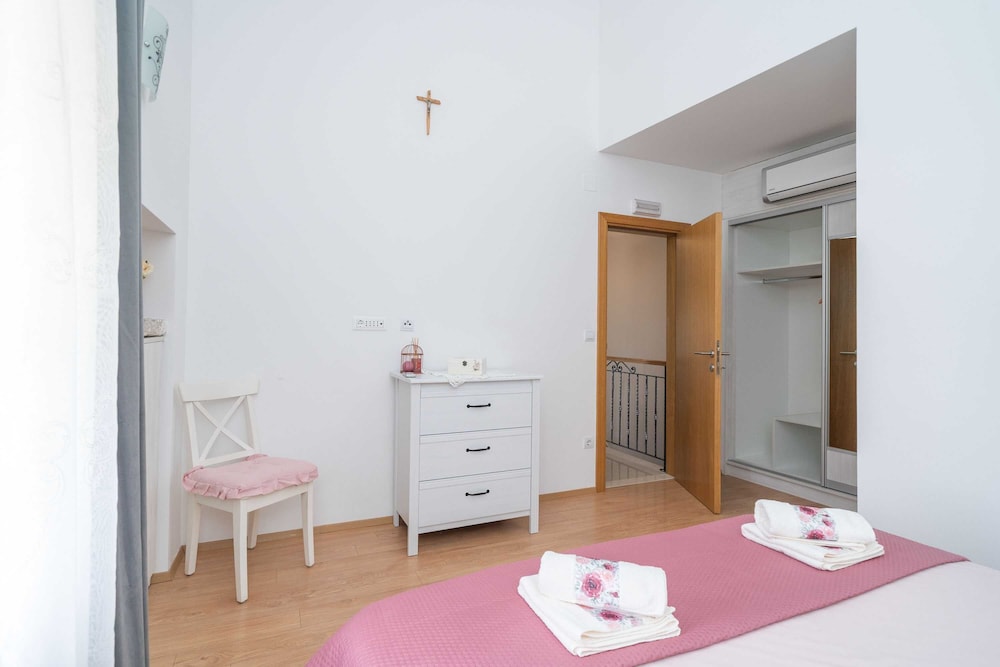 Holiday Home Majkovi