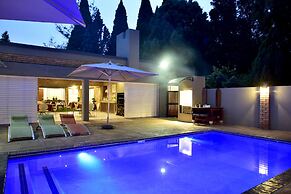 Five O'clock Zen Boutique Guest House