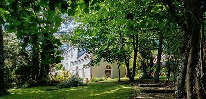 Barnabrow House
