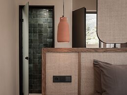 KYMĀNI Boutique Hotel & Suites