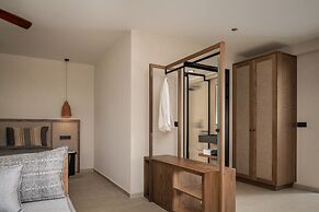 KYMĀNI Boutique Hotel & Suites