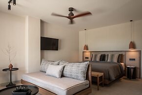 KYMĀNI Boutique Hotel & Suites