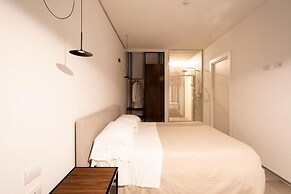Alkamuri Posh Hotel Spa 107 Jacuzzi Suite