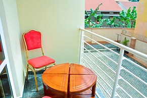 Kampala - Apartment - Sleeps 4 - Parking