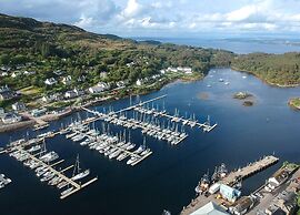 Penlea 1-bed Flat With Harbour View in Tarbert