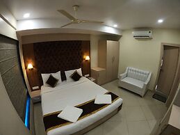 The Panash Hotel & Banquets
