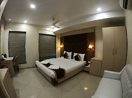 The Panash Hotel & Banquets