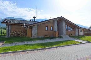 Luxurious Chalet near Pirin Golf Resort