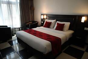 Easy Inn Hotel Suites