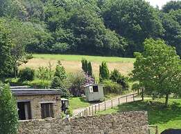 Outstandingly Situated Cosy Shepherds Hut