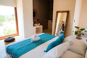 Tikul Hotel Boutique