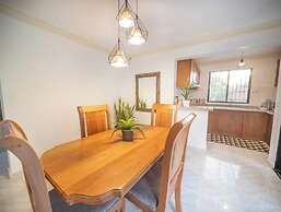 Fully Equipped 2br Apt-dt5mins To The Beach