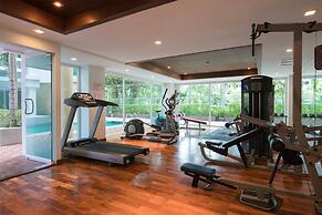 6-35 - 3 Bdr Condo With Balcony and Shared Pool