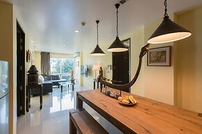6-35 - 3 Bdr Condo With Balcony and Shared Pool