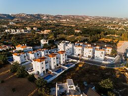 Sanders White Mountains - Ideal Villa With Pool